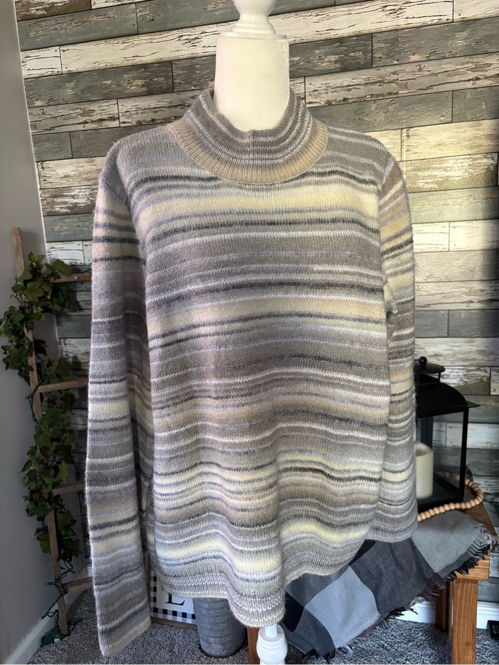 C&C California Mockneck Knit Fuzzy Cozy Striped Sweater Womens Size 2XL